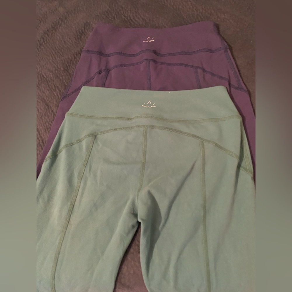 Beyond Yoga Leggings - Picture 14 of 16